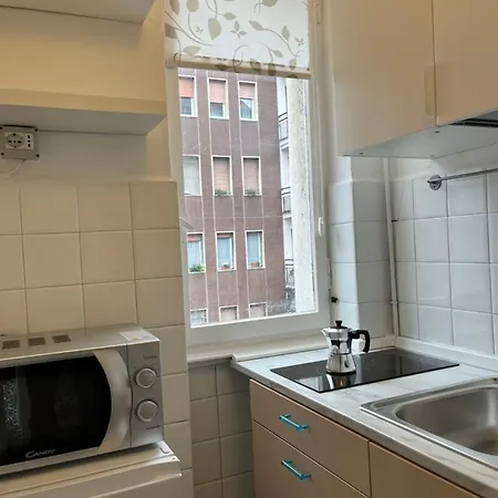 Apartment Grazioso Zona Porta Vittoria - Vicinanze Linate *