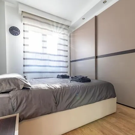 Apt. Linate - Duomo A 10 Minuti