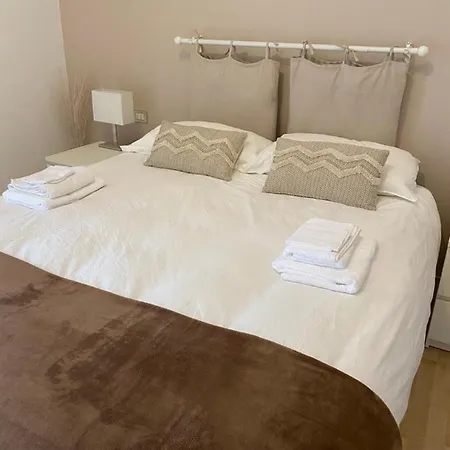 Chic Design Flat Milan - City Center & Balcony *