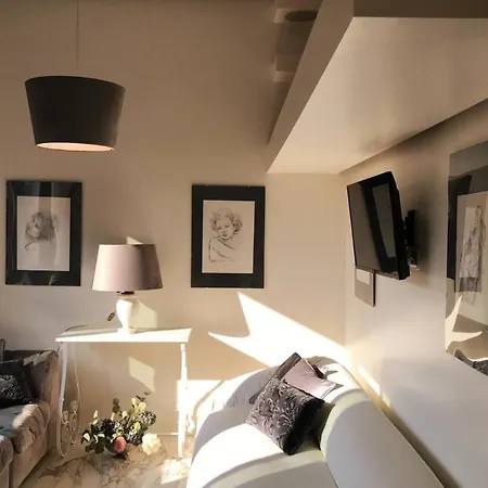 In Affitto Brera - Elegant In Brera Apartment Milan