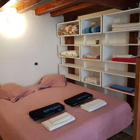 Flat Nirmala Studio-shop * Milan