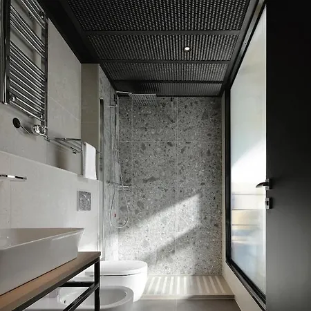 Hotel Versoverde Alzaia Naviglio Grande Milano