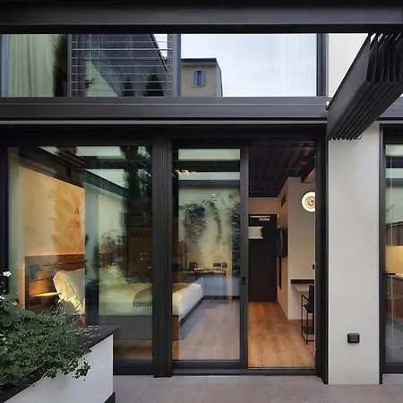 ホテル Versoverde Alzaia Naviglio Grande ミラノ