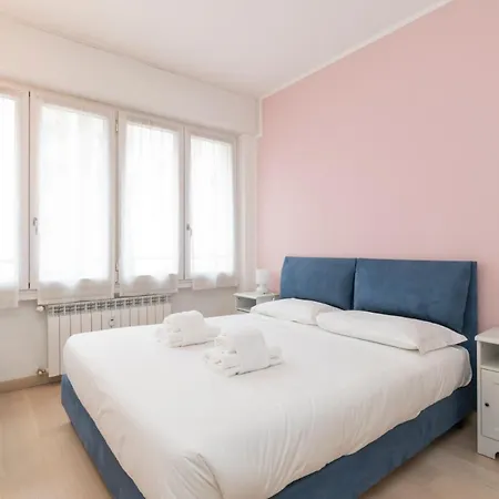 Luxury Near Bocconi Zamenhof 7 Apartman *