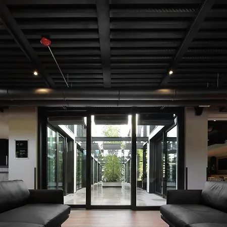 Versoverde Alzaia Naviglio Grande 4* Milaan