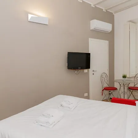 Porta Romana - Giulio Romano 15 Apartment