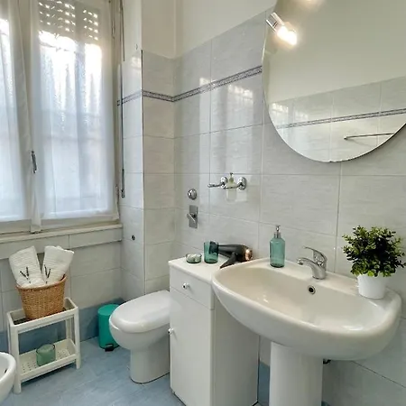 Apartment Homiesam - Yellow Dream & City Life *