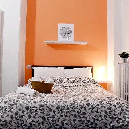 بيت ضيافة Lucca 22 ميلان