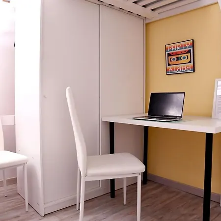 Lucca 22 Гостевой дом Милан