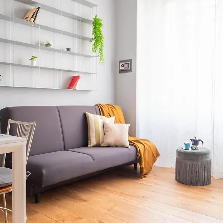The Rent - Lovely Two-bedroom Near Bocconi Milan