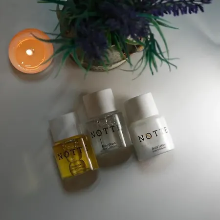 Duomo-central Station Self Check-in In The *