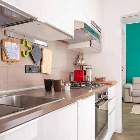 Apartment Groovy Apartment, Bilocale Centro Milan