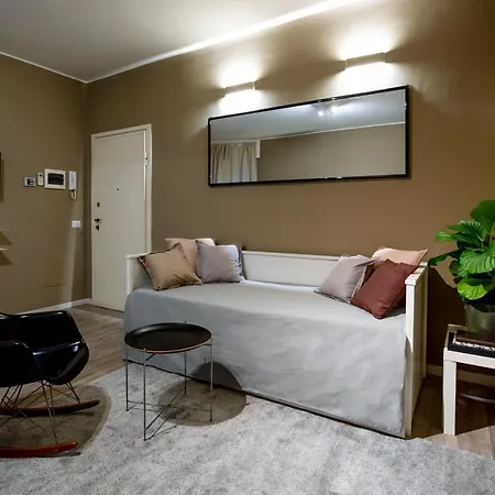 Quiet & Stylish Flat 2 Min Metro Fast Wi-Fi דירה