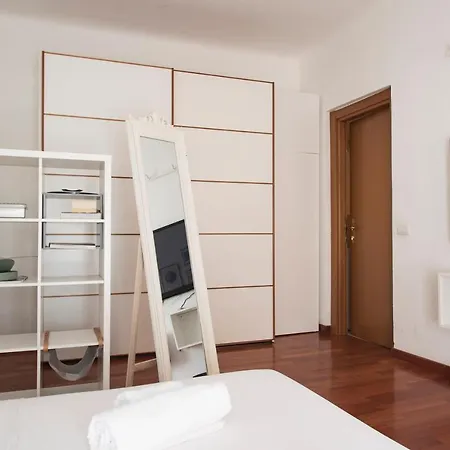 Apartment Youhosty - Corso Ticinese 78