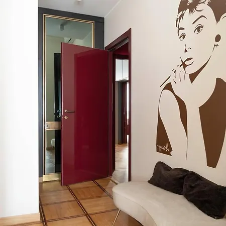 Daire Elegant Home, Steps From Milan Duomo, Fashion District, By Houseinmilano *