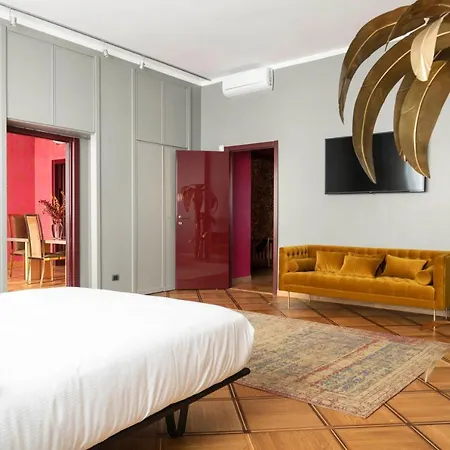 Daire Elegant Home, Steps From Milan Duomo, Fashion District, By Houseinmilano *