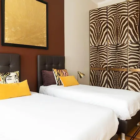 Elegant Home, Steps From Milan Duomo, Fashion District, By Houseinmilano *
