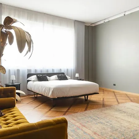 公寓 Elegant By Duomo Center - 2 Bd - 5 Guests