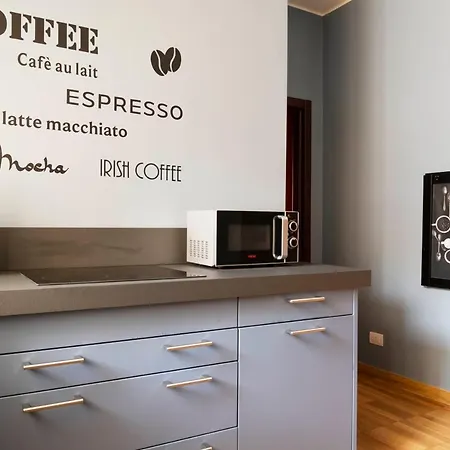 Elegant By Duomo Center - 2 Bd - 5 Guests Apartamento