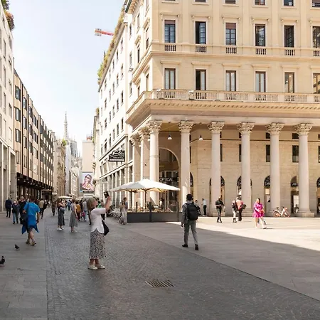 Daire Elegant Home, Steps From Milan Duomo, Fashion District, By Houseinmilano Milano