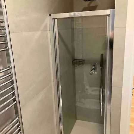 Bilocale Zona Bocconi-navigli