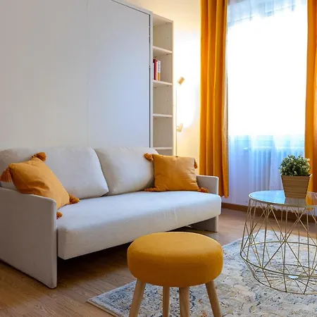 Apartment Piccola Parigi Design *