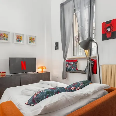 Apartment Navigli-duomolove Loft, Comfort ,netflix, Wifi *