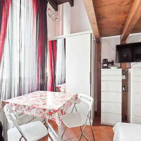 Lambrate Porpora 161 *