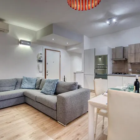 Caseospitali - Serendipity, Moderno Bilocale Con Balcone In Complesso Residenziale