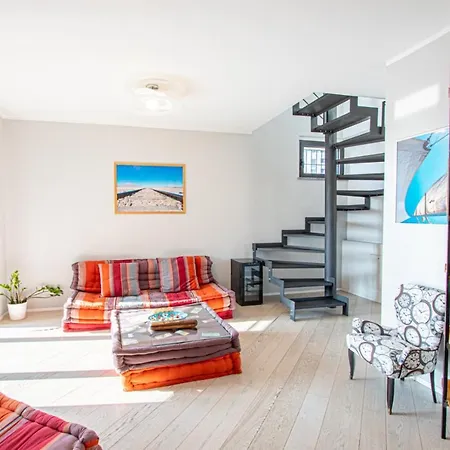 Wolvesdensuite Con Terrazzi E Garage Gratuito