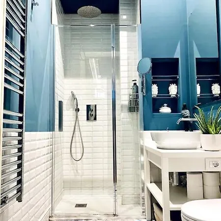 아파트 Luro Apartments - Elegant Liberty Suite *