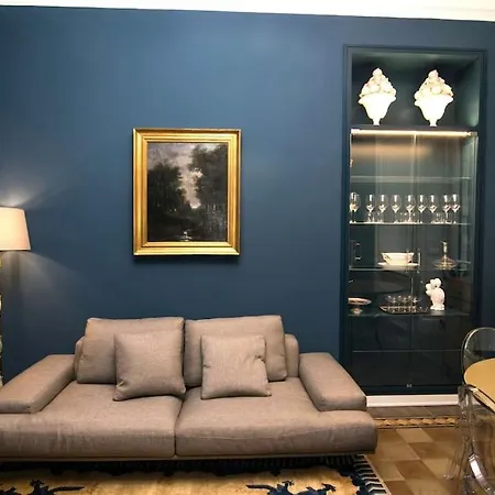 Elegant Liberty In The Heart Of * Milan