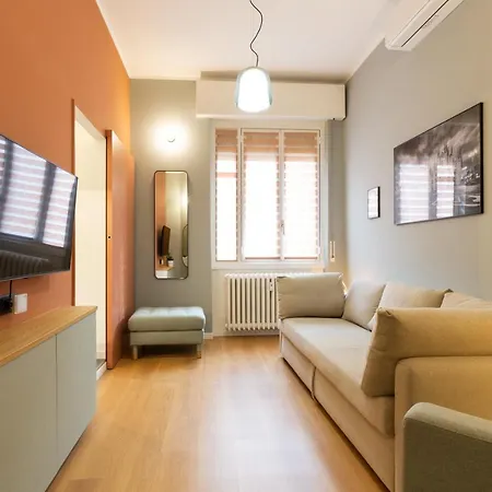 Apartment Isola Bella Milan