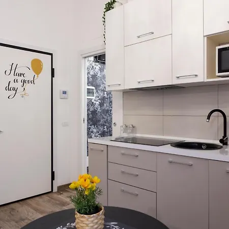 Lovely Flat - Orti 16 شقة *