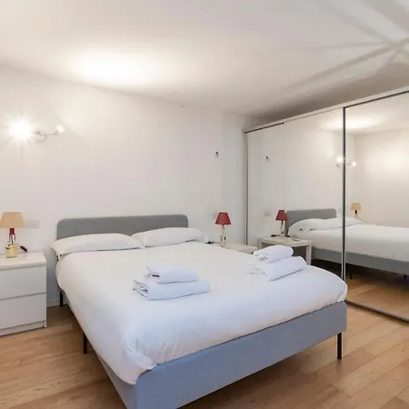 I Host - Monza 23 Apartman