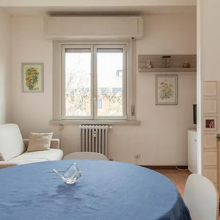 I Host - Giambellino 40