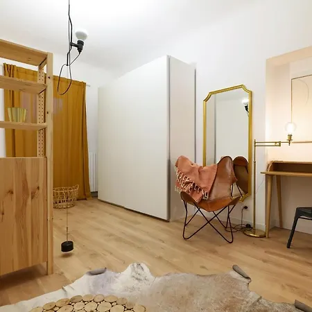 Contempora - Marcantonio Dal Re 40 Apartment