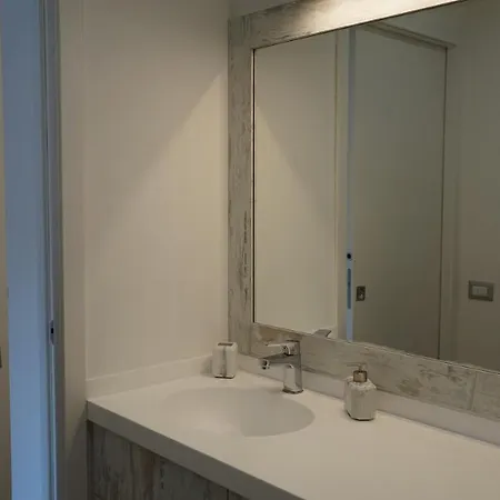 Danae Lägenhet Milano