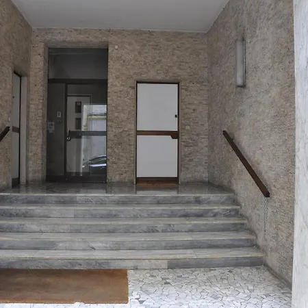 C - Design Bilo -m3- 8 Min Dal Duomo Apartment *