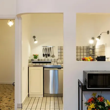 Apartman Living Isola Milánó