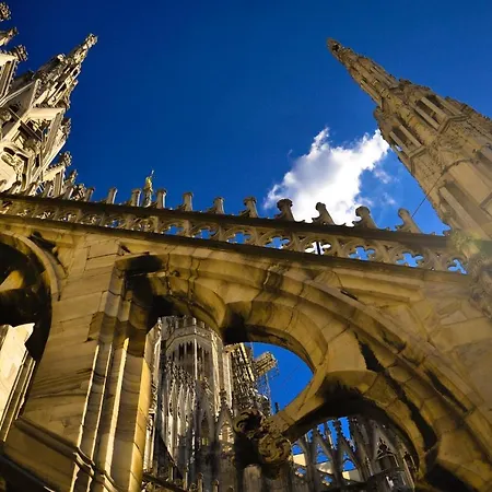 Апартаменты Nuovo Loft Con Terrazza, M2, Navigli, Ieo, Humanitas, Assago Skating Arena