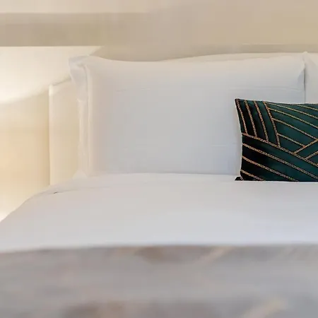 Retreats Navigli Milan
