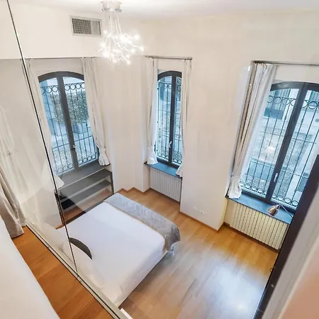 Retreats Navigli Apartment