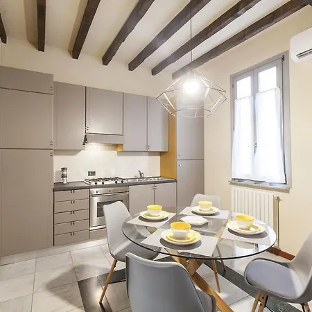 Apartment Lima Milan