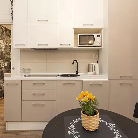 Lovely Flat - Orti 16 *