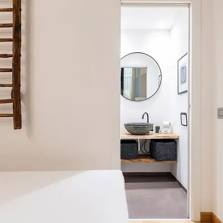 Appartamento Maison D'artiste In Brera Milano