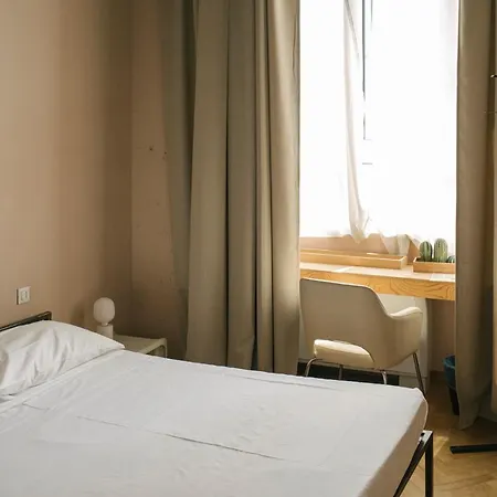 Hostel Casabase Milan