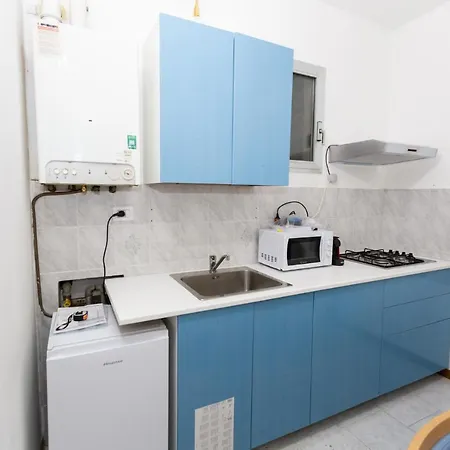 Dream House Chinatown Apartment