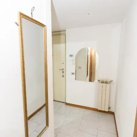 Dream House Chinatown Apartment Milan