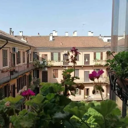 Apartment Darsena Appartament Milan